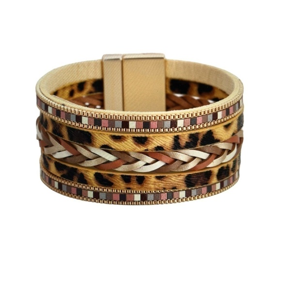 Boho Multi Layer Leather Braided Leopard Pattern Magnetic Buckle Bracelet - Picture 6 of 7